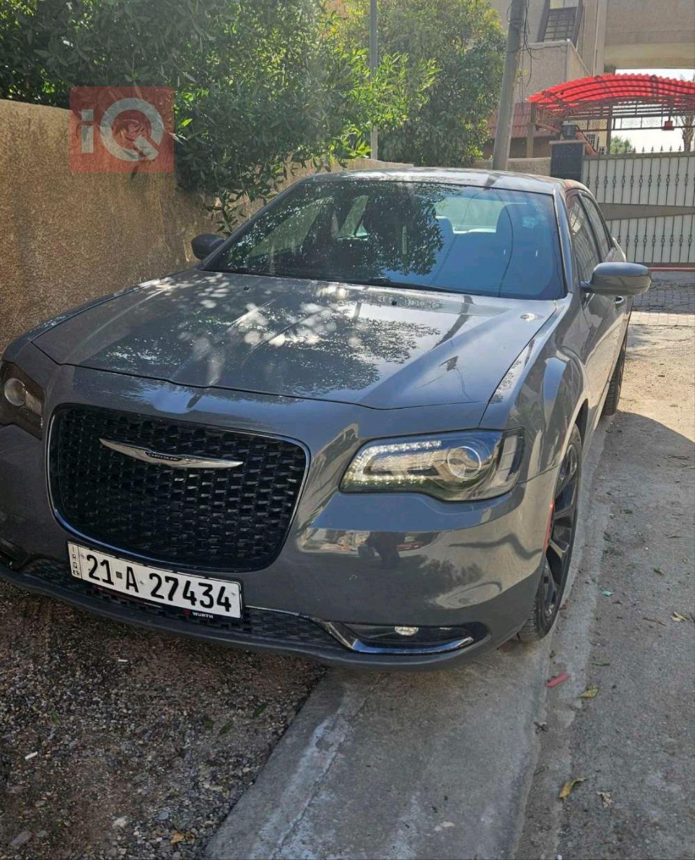 كرايسلر 300